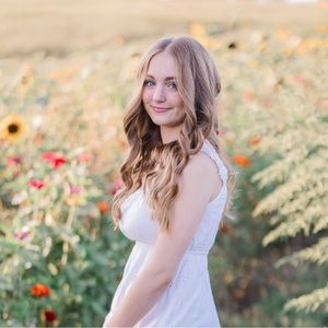 Meet your Posher, Cierra